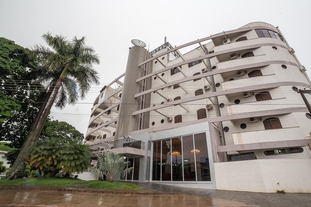 Piloes Palace Hotel Mineiros Extérieur photo