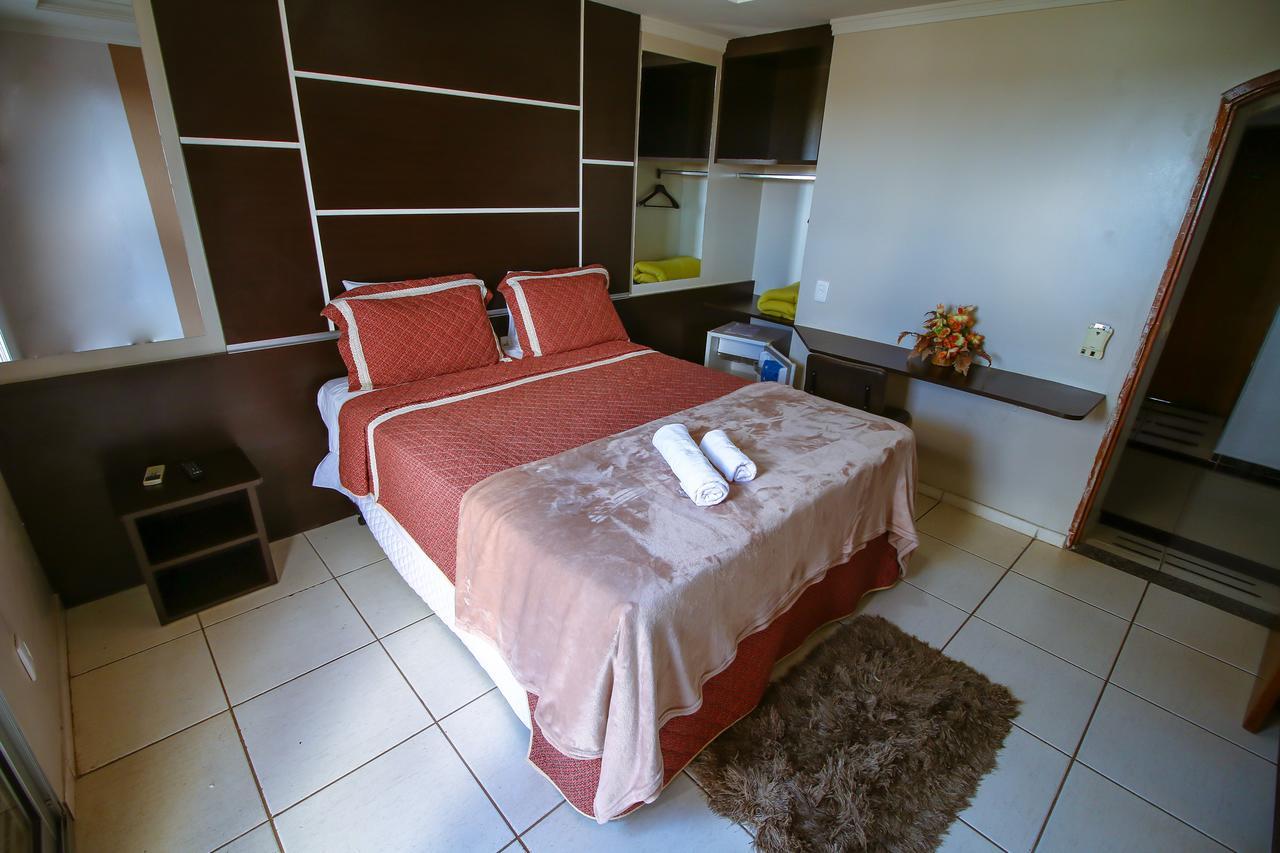 Piloes Palace Hotel Mineiros Extérieur photo
